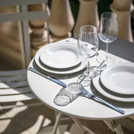 Queen Garden Iii, Elegant 2 Pieces Au Coeur Du Centre Ville, Vue Laterale Mer, Ac 芒通