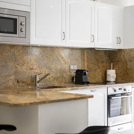 Queen Garden Iii, Elegant 2 Pieces Au Coeur Du Centre Ville, Vue Laterale Mer, Ac * 芒通