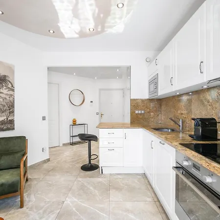 Queen Garden Iii, Elegant 2 Pieces Au Coeur Du Centre Ville, Vue Laterale Mer, Ac Apartment *