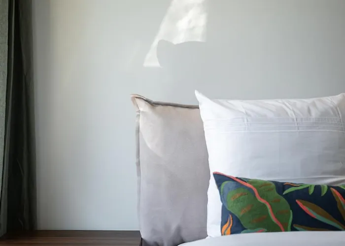 Queen Garden Iii, Elegant 2 Pieces Au Coeur Du Centre Ville, Vue Laterale Mer, Ac * Menton